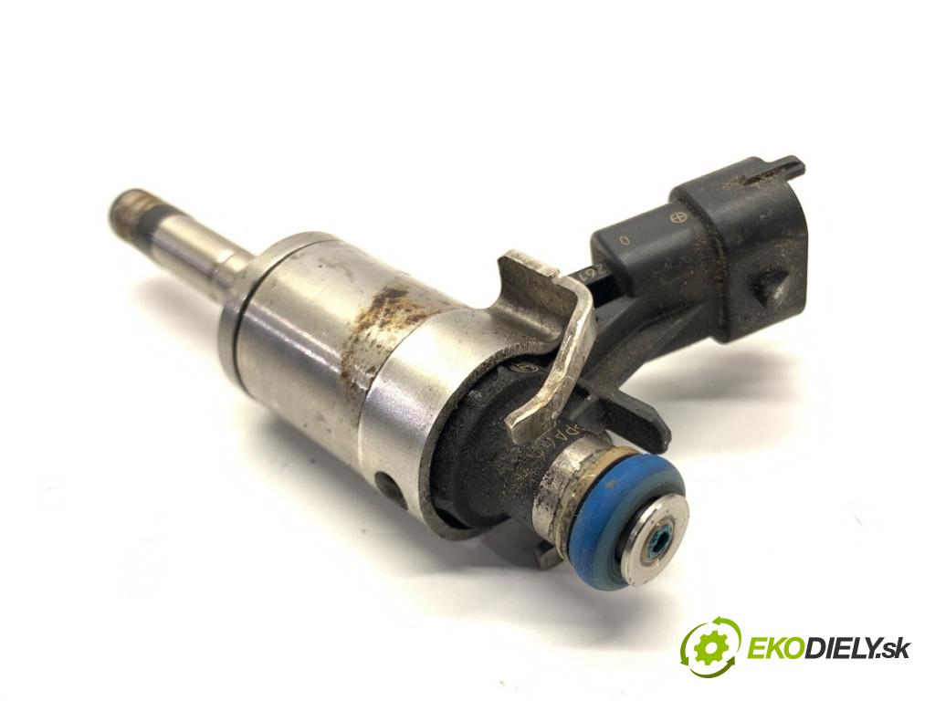 OPEL INSIGNIA A Kombi 2011 162 kW 2.0 Turbo (35) 1998 vstrekovač 0261500112 (Vstrekovač paliva)