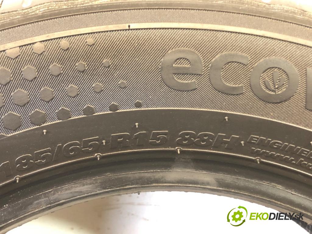 --- ---      PNEUMATIKA: 2X 185/65 15" KUMHO