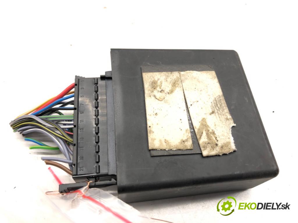 JEEP GRAND CHEROKEE WK SUV 2014 184 kW 3.0 CRD V6 4x4 2987 Modul ťažného oka 10R-047150 321163 (Riadiaca jednotka ostatné)