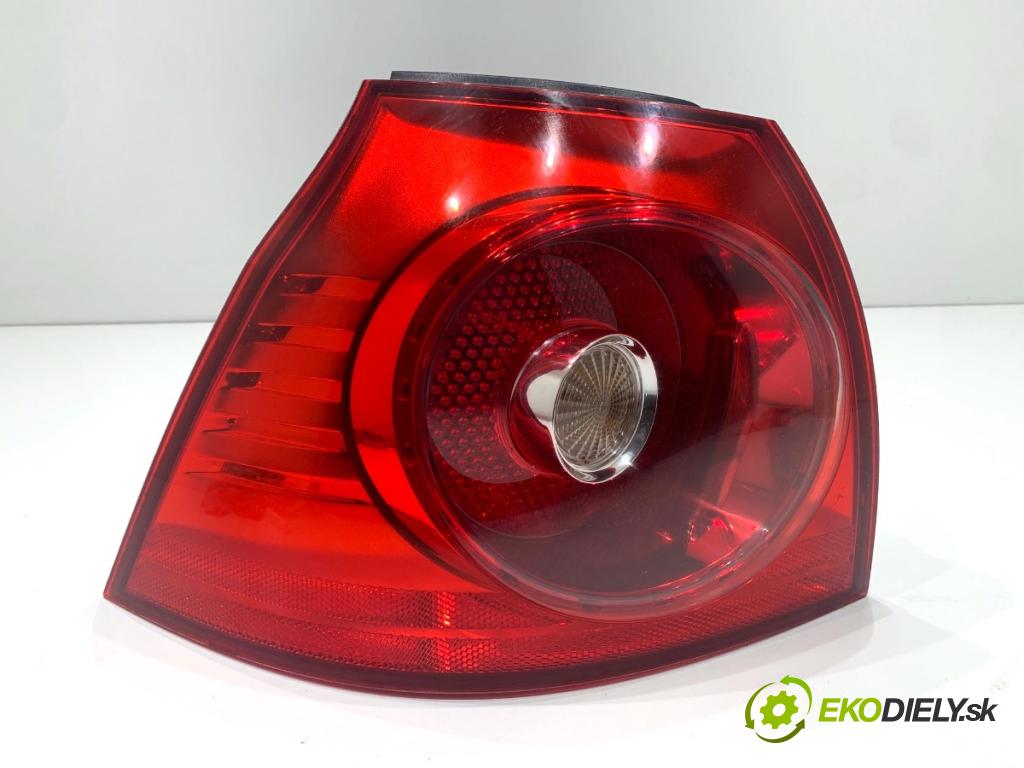 VW GOLF V liftback 2008 103 kW 1.4 TSI 1390 světlo levý zadní část 1K6945095AC