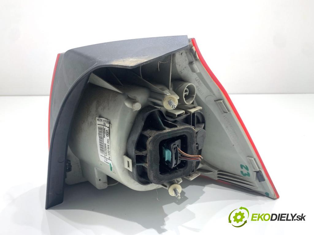 VW GOLF V liftback 2008 103 kW 1.4 TSI 1390 Svetlo ľavy zad 1K6945095AC