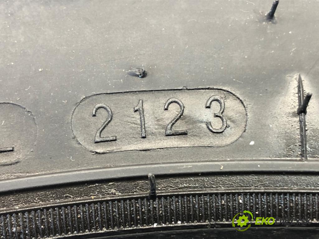 --- ---      PNEUMATIKY: PARA: VÍCENÁ SEZÓNA: 215/65 16" NEXEN