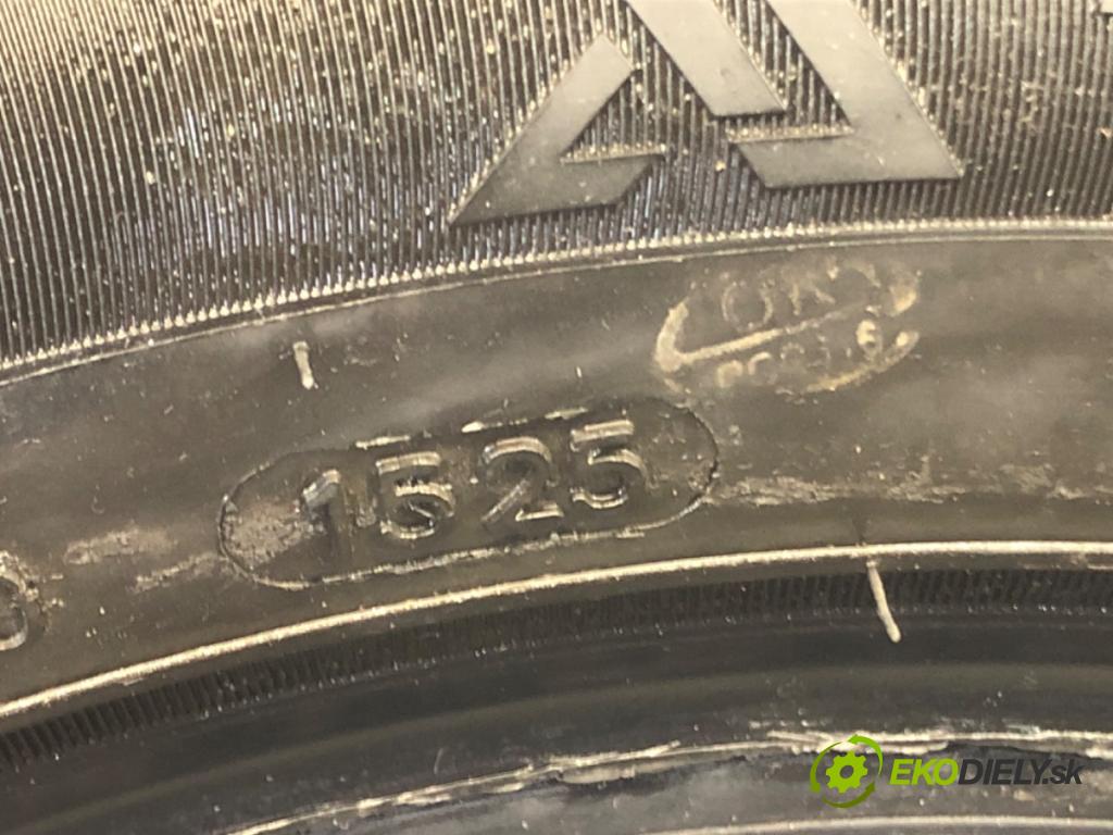 --- ---      PNEUMATIKA: zima 2X 165/60 14" TRACMAX: