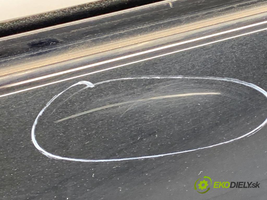 BMW G05 SUV 2020 195 kW xDrive 30 d 2993 dveře pravý zadní část 475