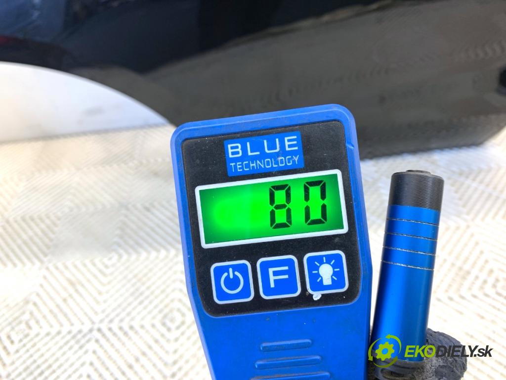 BMW G05 SUV 2020 195 kW xDrive 30 d 2993 dveře pravý zadní část 475