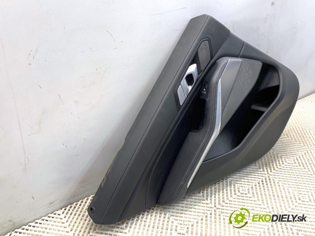 BMW G05 SUV 2020 195 kW xDrive 30 d 2993 ča dveře levý zadní část