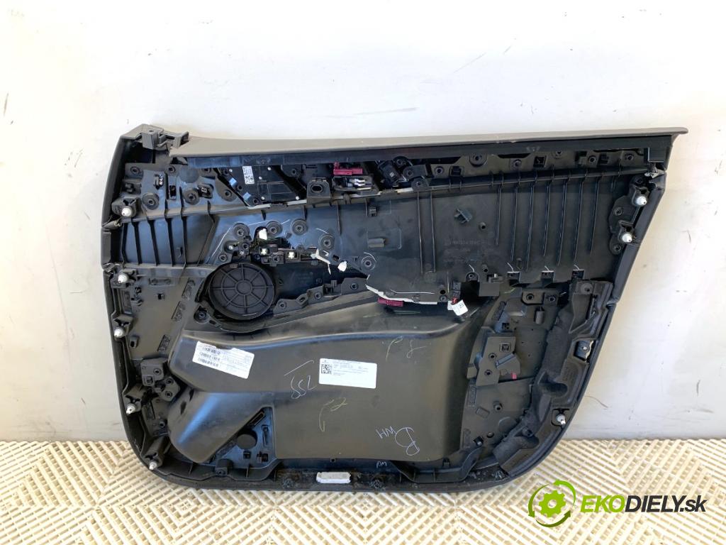 BMW G05 SUV 2020 195 kW xDrive 30 d 2993 čalúnenie Dvere ľavy predný