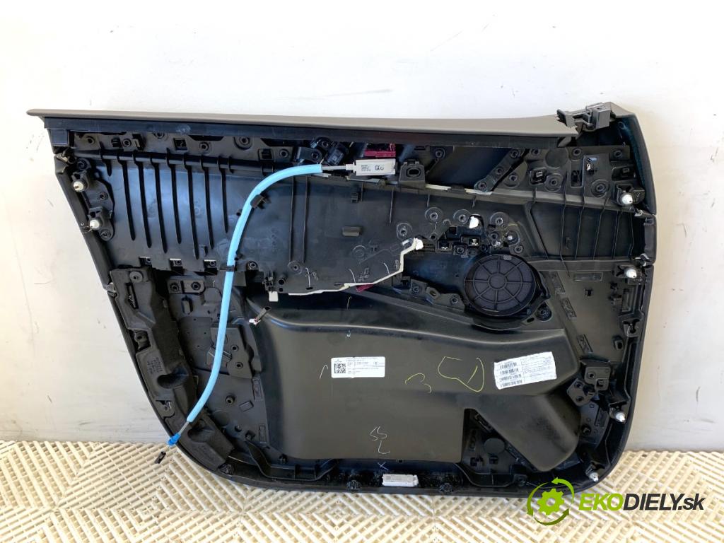 BMW G05 SUV 2020 195 kW xDrive 30 d 2993 čalúnenie Dvere pravy predný