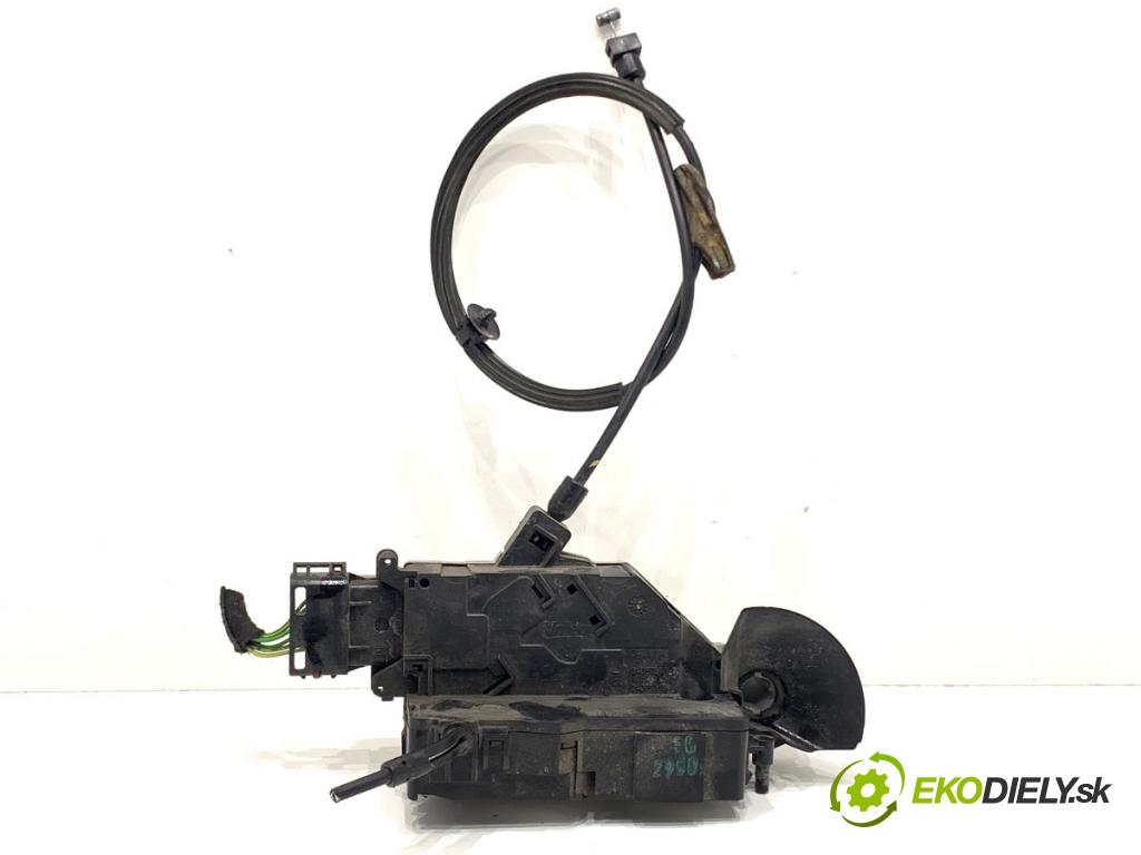 PEUGEOT 207 Kombi 2009 66 kW 1.6 HDi 1560 zámok Dvere ľavy predný 24087158