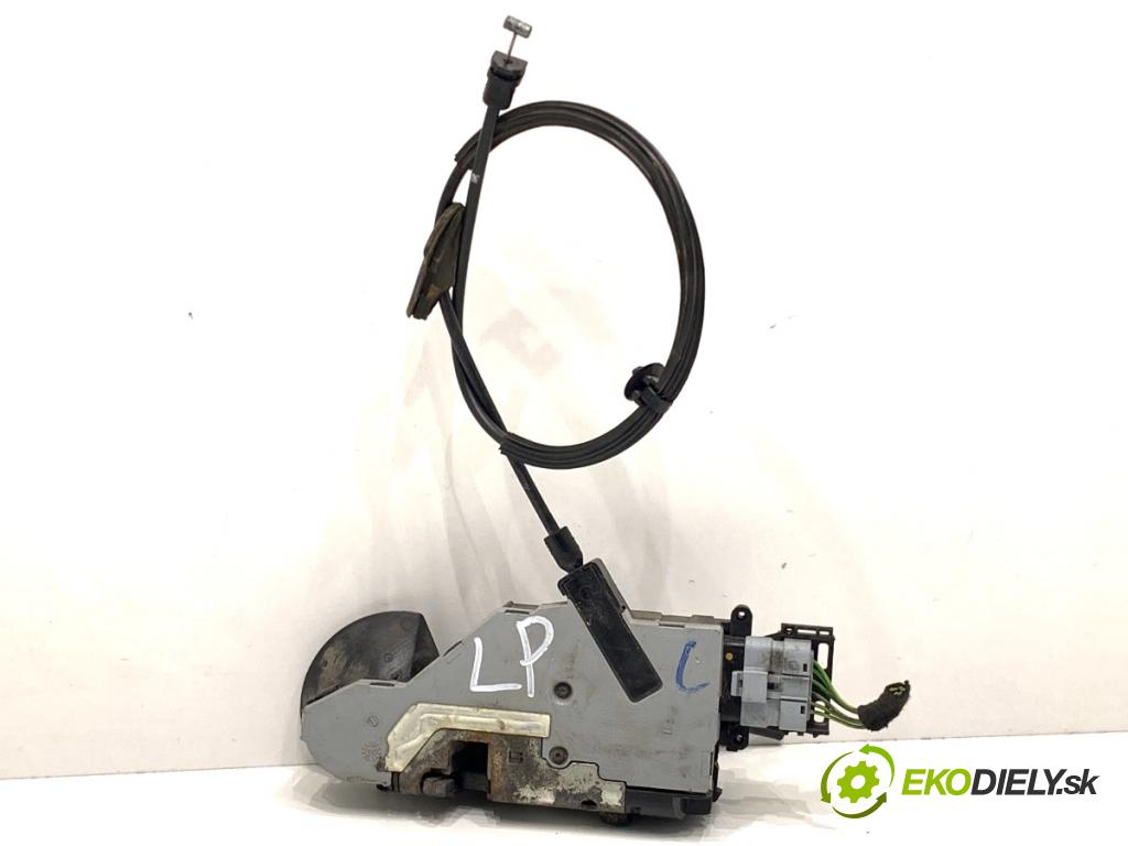 PEUGEOT 207 Kombi 2009 66 kW 1.6 HDi 1560 zámok Dvere ľavy predný 24087158