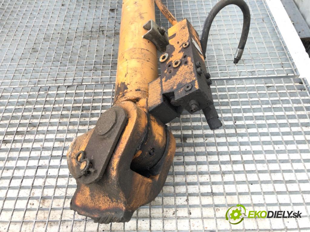 --- ---  1996    teleskop hydraulický CASE POCLAIN 1188
