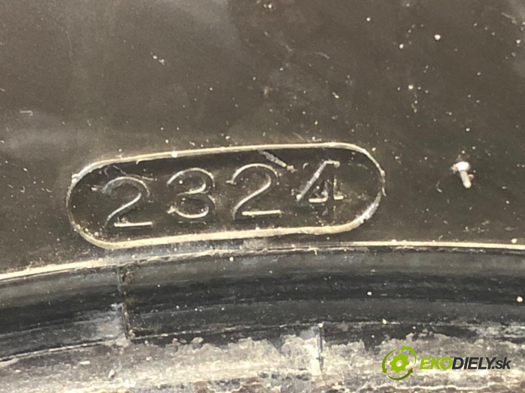 --- ---      PNEUMATIKA: zima 1X 245/60 18" HANKOOK