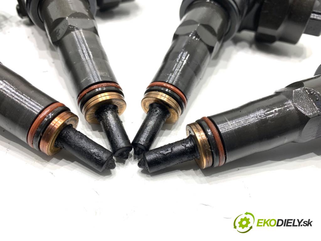 VW PASSAT B5 FL sedan 2001 96 kW 1.9 TDI 4motion 1896 vstrekovače 038130073AA