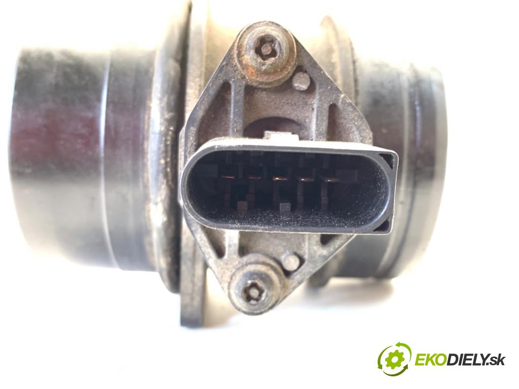 VW PASSAT B5 FL sedan 2001 96 kW 1.9 TDI 4motion 1896 Váha vzduchu 074906461B (Váha vzduchu)