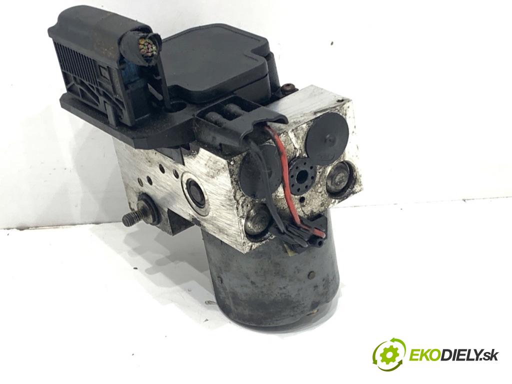 VW PASSAT B5 FL sedan 2001 96 kW 1.9 TDI 4motion 1896 Pumpa ABS 8E0614111T (Pumpa ABS)