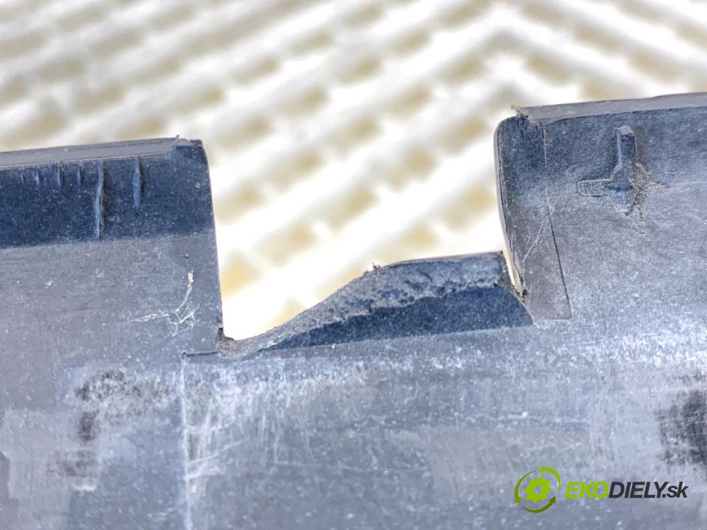 VW PASSAT B5 FL sedan 2001 96 kW 1.9 TDI 4motion 1896 Mriežka maska 3B0853601C (Mriežka predná (maska chladiča))