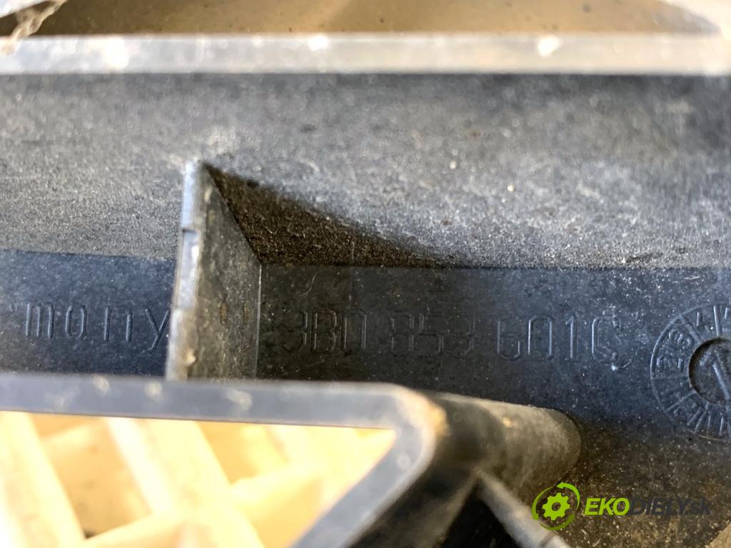 VW PASSAT B5 FL sedan 2001 96 kW 1.9 TDI 4motion 1896 Mriežka maska 3B0853601C (Mriežka predná (maska chladiča))