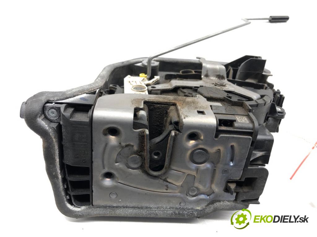 BMW G05 SUV 2020 195 kW xDrive 30 d 2993 zámok dveře levý zadní část 9464881