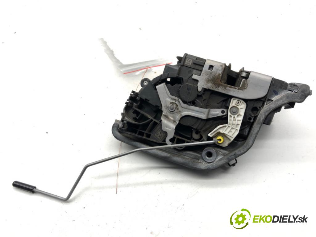 BMW G05 SUV 2020 195 kW xDrive 30 d 2993 zámok dveře levý zadní část 9464881