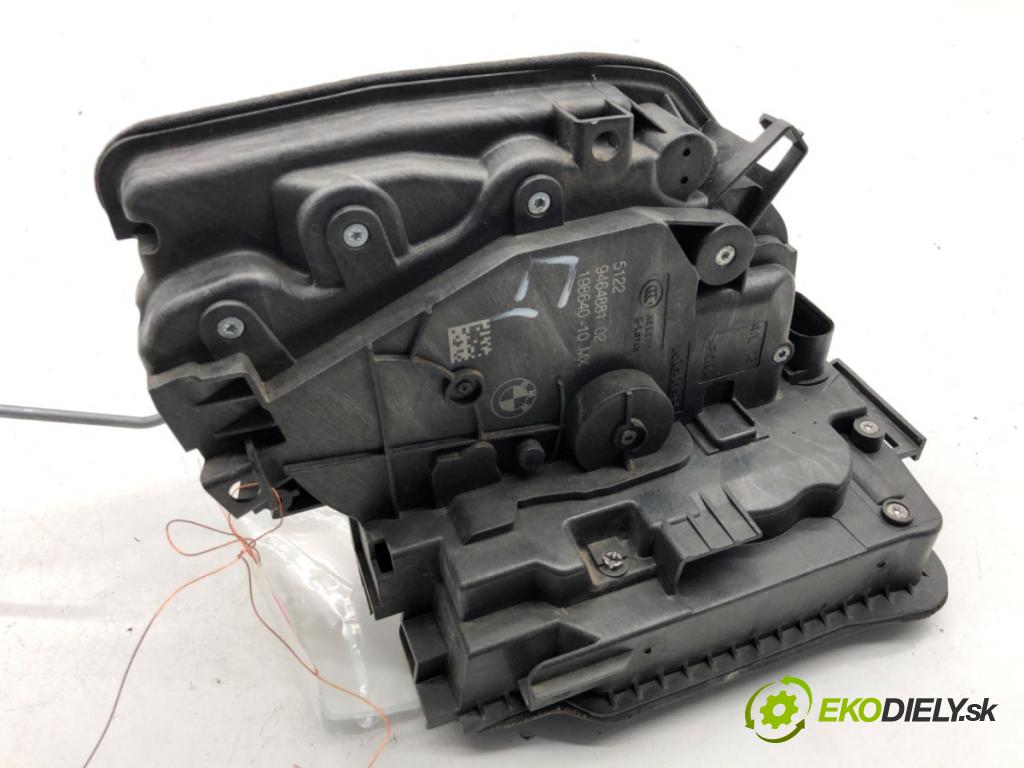 BMW G05 SUV 2020 195 kW xDrive 30 d 2993 zámok dveře levý zadní část 9464881