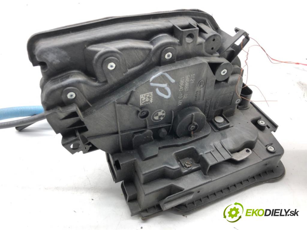 BMW G05 SUV 2020 195 kW xDrive 30 d 2993 zámok dveře levý přední část 9464887