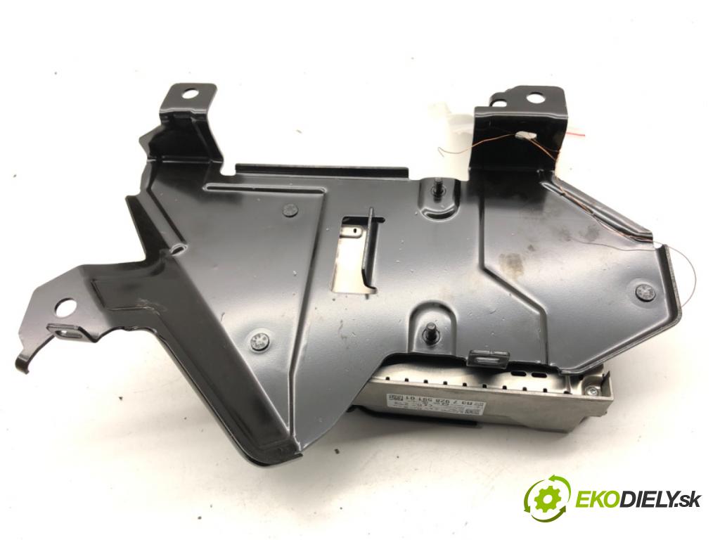 BMW G05 SUV 2020 195 kW xDrive 30 d 2993 Zosilňovač 7928591 (Zosilňovač)