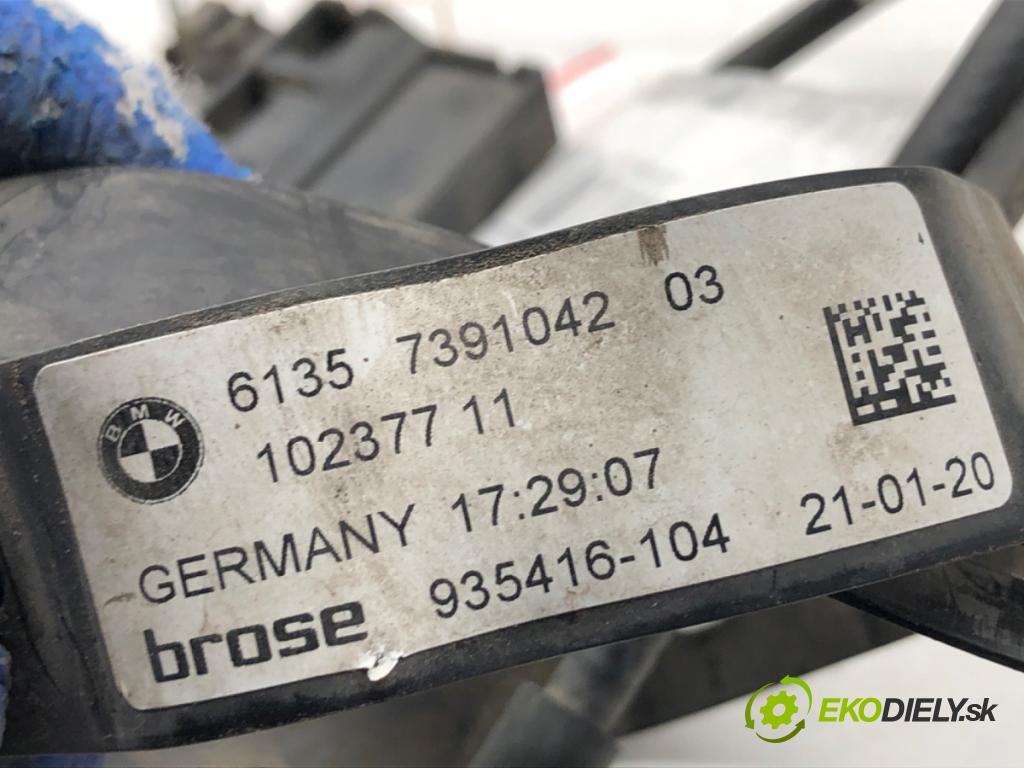 BMW G05 SUV 2020 195 kW xDrive 30 d 2993 modul dveří SMART OTVÍRÁK 7932682