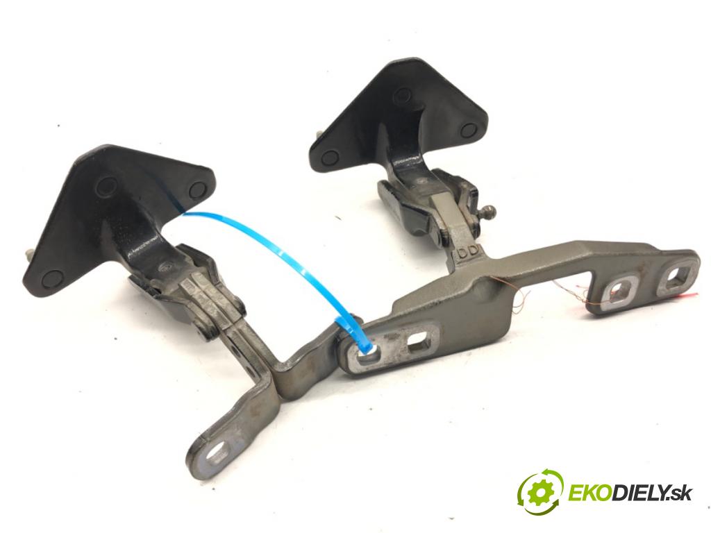 BMW G05 SUV 2020 195 kW xDrive 30 d 2993 závesky dverí zad 7463530 7463529