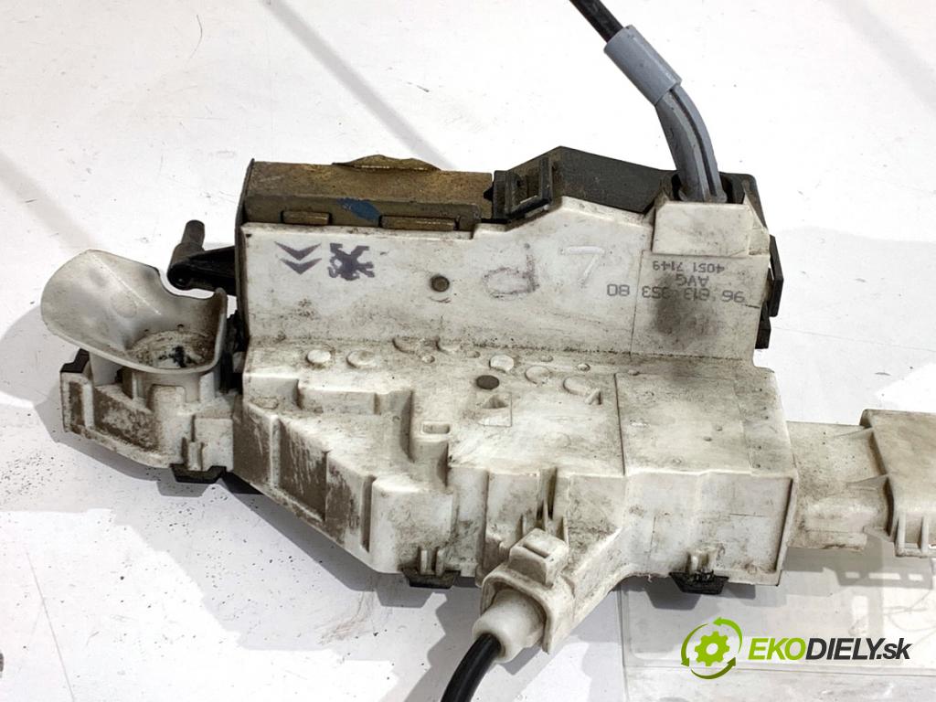 FIAT SCUDO II Autobus 2007 88 kW 2.0 D Multijet 1997 zámok dveře levý přední část 9681335380