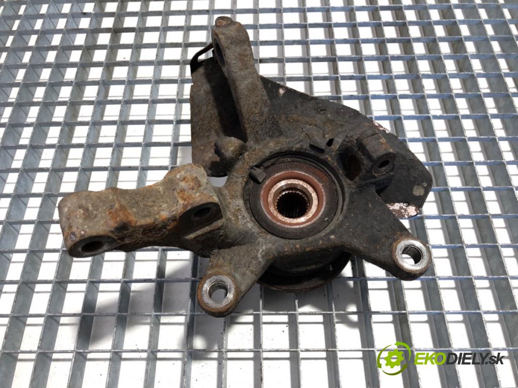 FIAT SCUDO II Autobus 2007 88 kW 2.0 D Multijet 1997 náboj pravy predný