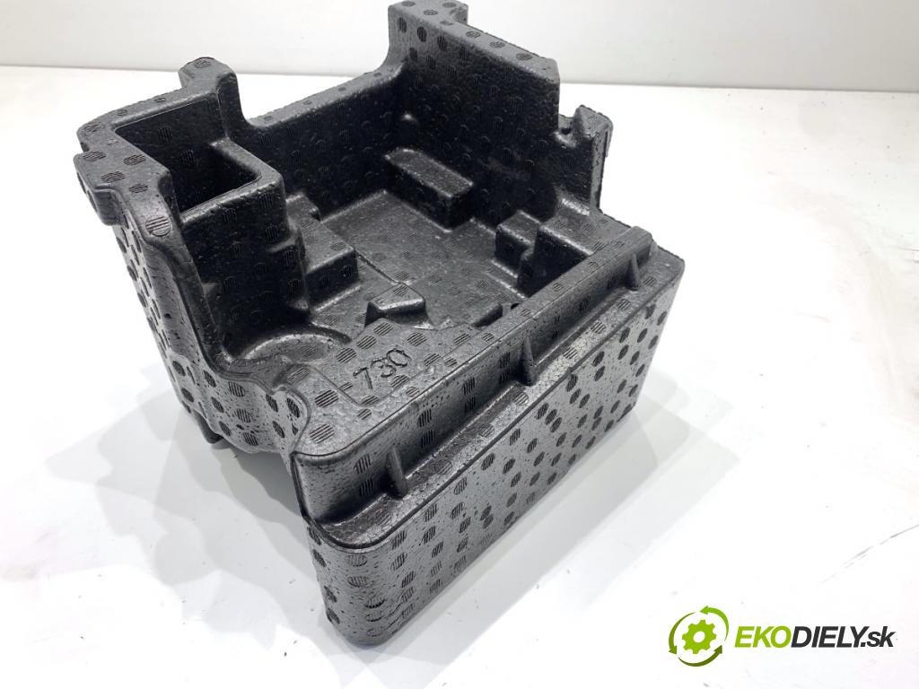 BMW G05 SUV 2020 195 kW xDrive 30 d 2993 vložka kufra polystyrenové 6877730