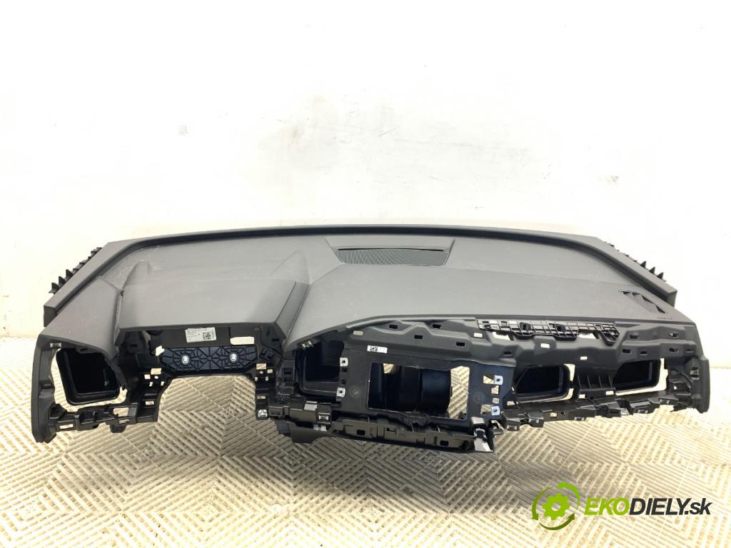 AUDI Q4 SUV 2023 150 kW 40 e-tron  Palubná doska 89B857001 (Palubná doska)