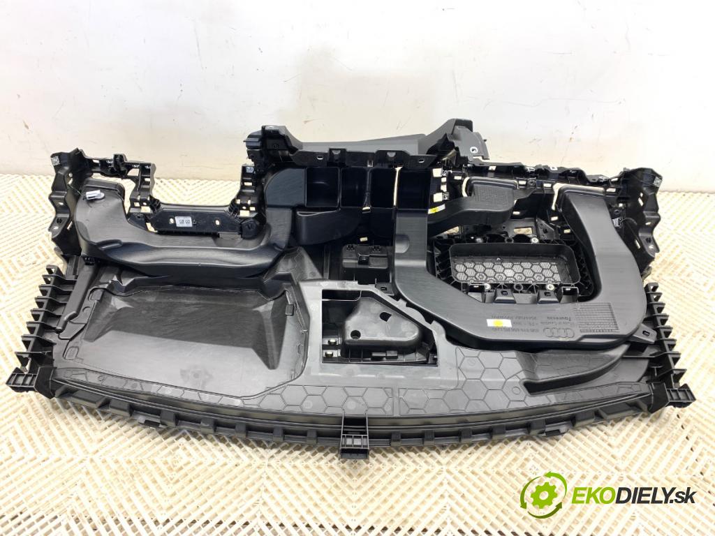 AUDI Q4 SUV 2023 150 kW 40 e-tron  palubní doska 89B857001 (Palubní deska)