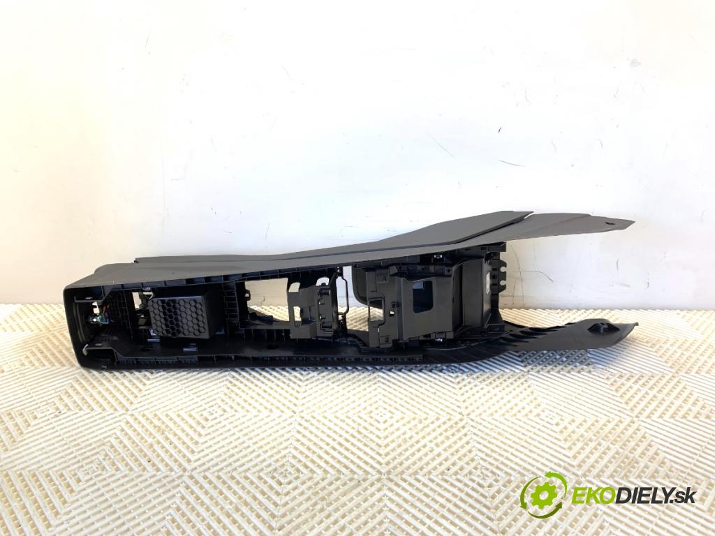 AUDI Q4 SUV 2023 150 kW 40 e-tron  Tunel stredový 89A863242 (Stredový tunel)