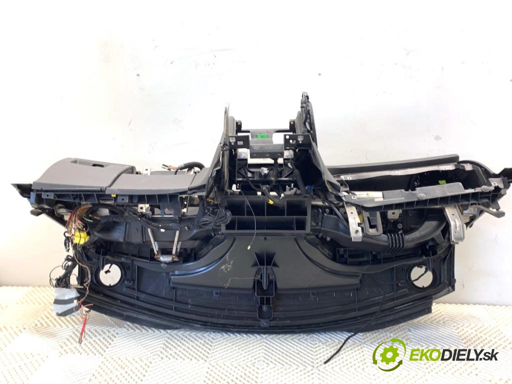 CITROEN DS4 liftback 2011 120 kW 2.0 HDi 165 1997 Palubná doska VANKÚŠ: spolujazdca 9671533477