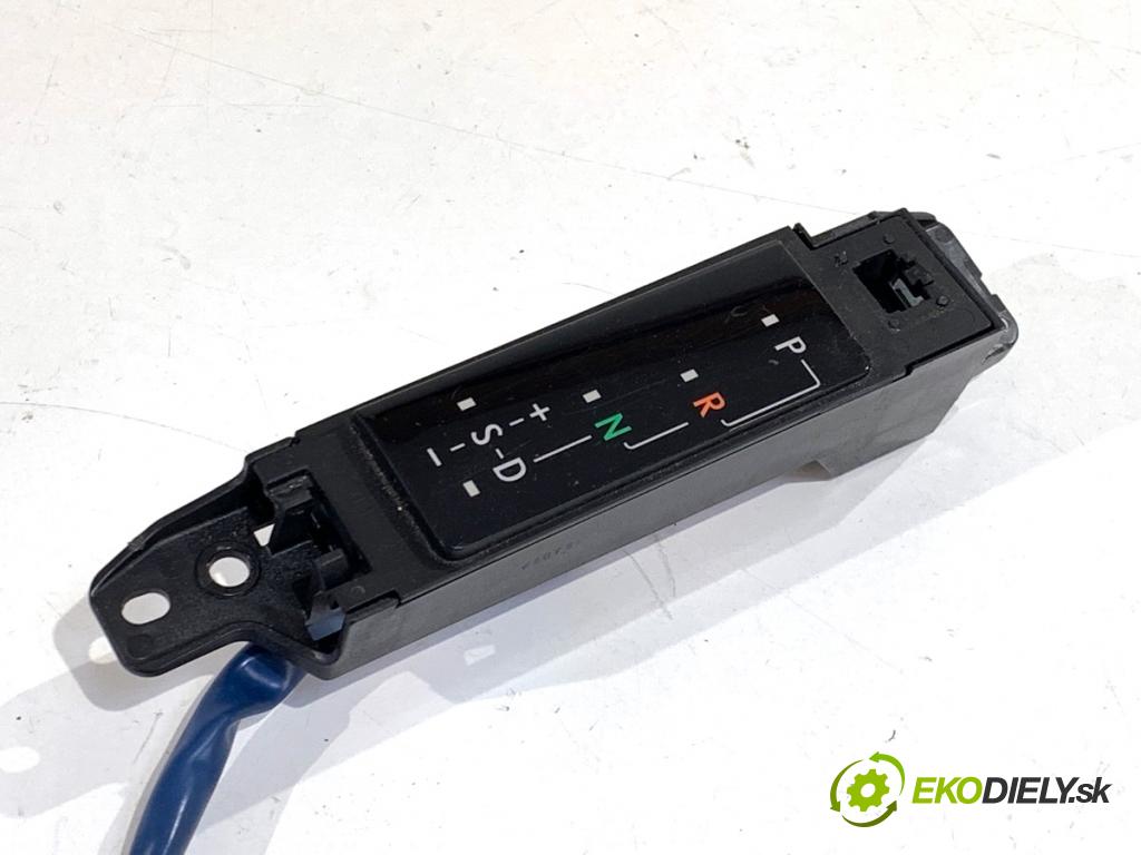 LEXUS IS sedan 2019 133 kW 300h (AVE30_) 2494 Dislpej 76H710-LHD