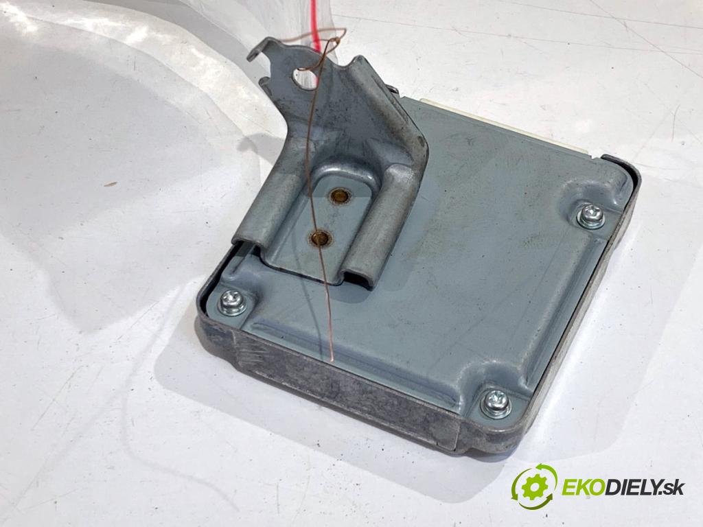 LEXUS IS sedan 2019 133 kW 300h (AVE30_) 2494 modul servočerpadlo 88150-53112 (Řídící jednotka ostatní)