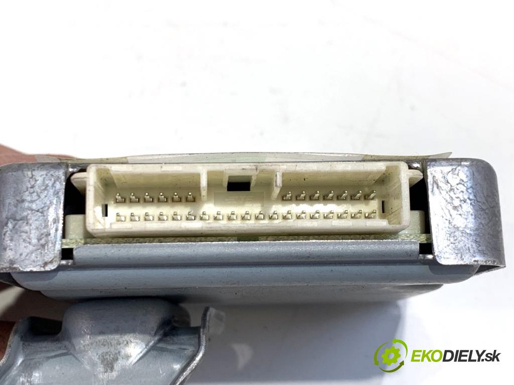 LEXUS IS sedan 2019 133 kW 300h (AVE30_) 2494 modul servočerpadlo 88150-53112 (Řídící jednotka ostatní)