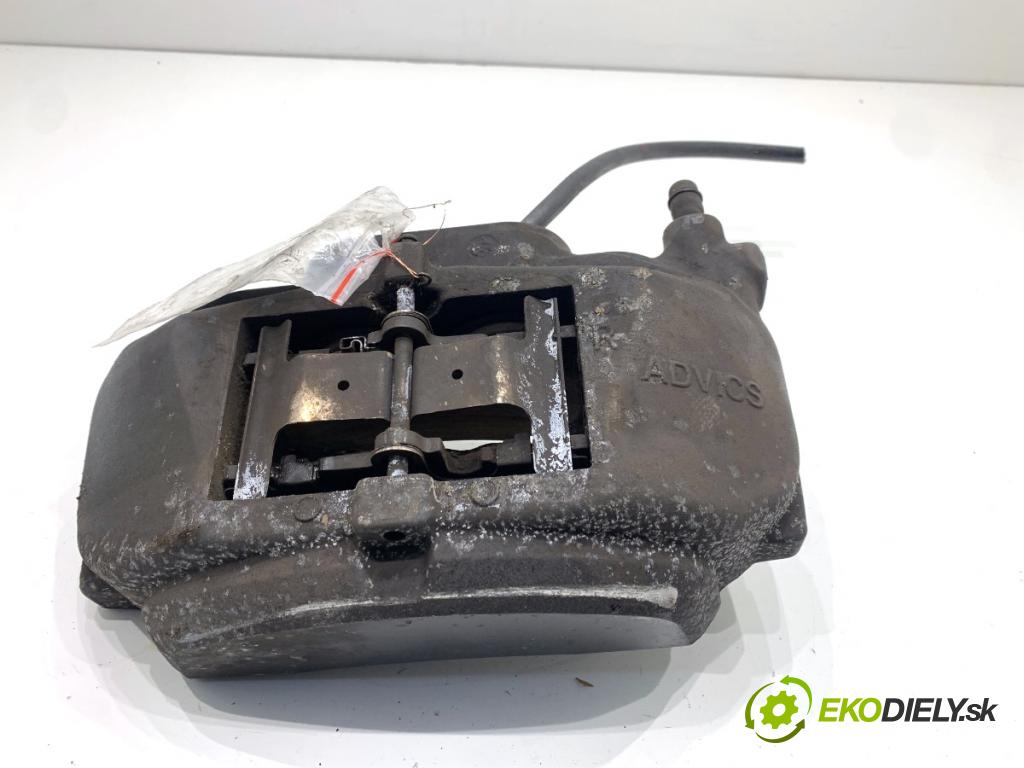 LEXUS IS sedan 2015 180 kW 200t (ASE30) 1998 brzdič třmen pravý přední část 