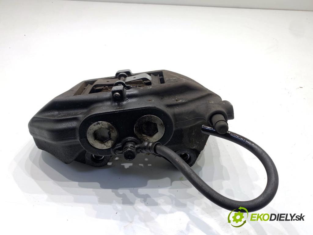 LEXUS IS sedan 2015 180 kW 200t (ASE30) 1998 Brzdič strmeň ľavy predný