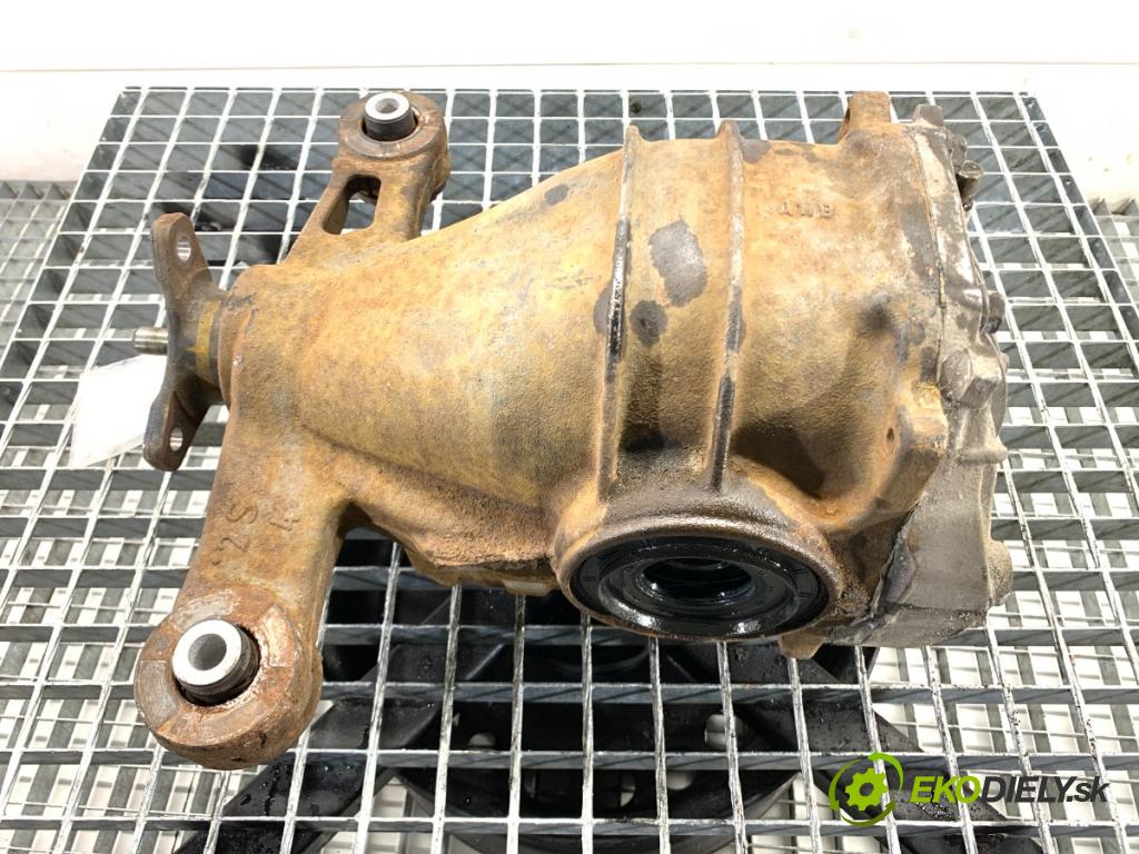 LEXUS IS sedan 2015 180 kW 200t (ASE30) 1998 Most diferenciál zadní část 2ET