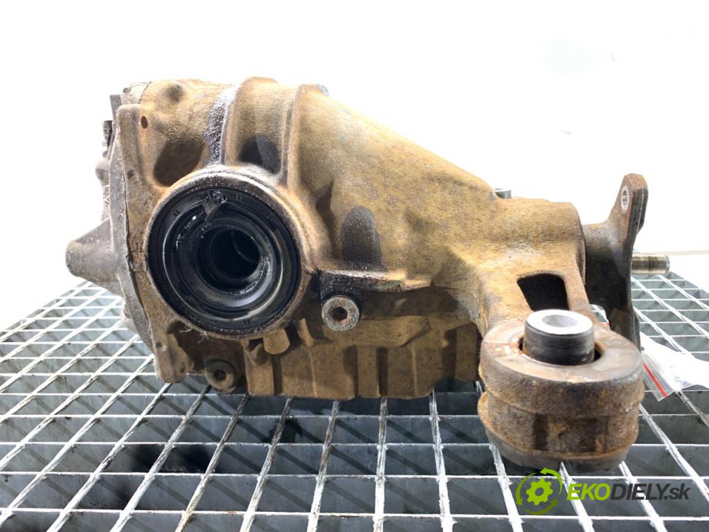 LEXUS IS sedan 2015 180 kW 200t (ASE30) 1998 Most diferenciál zadní část 2ET