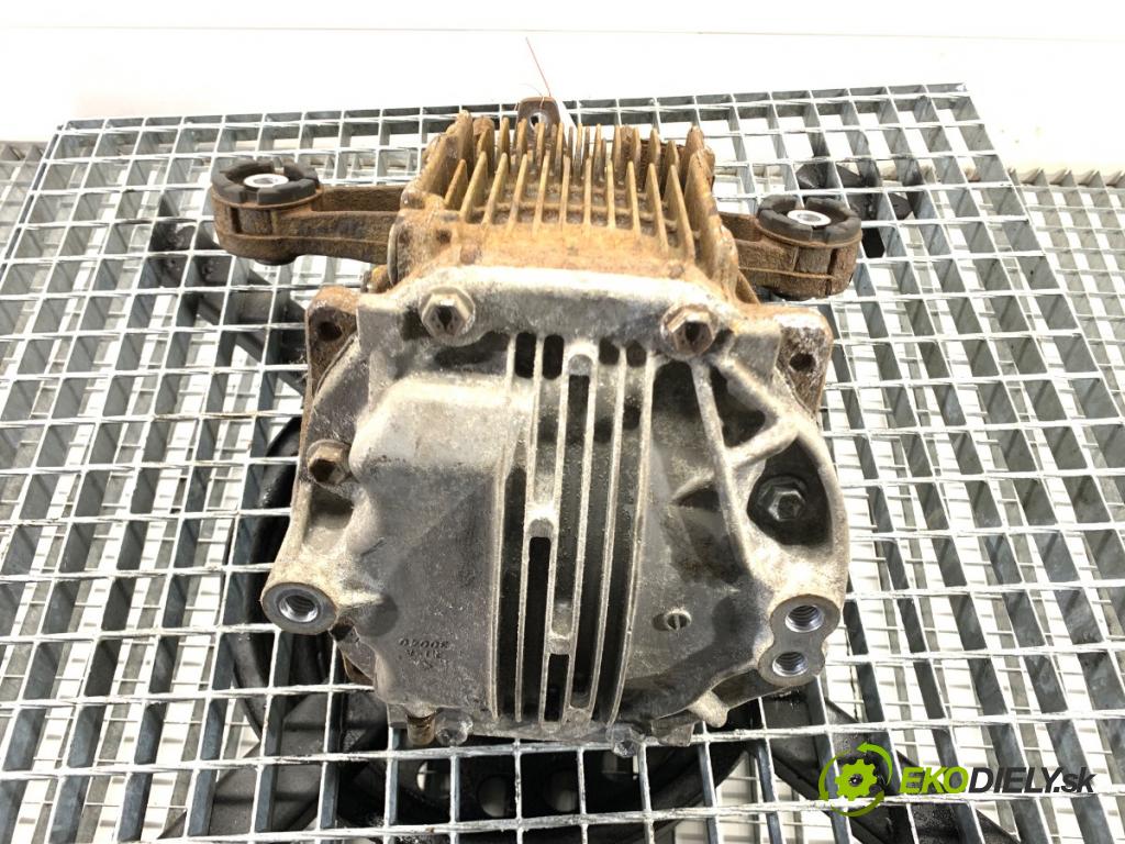 LEXUS IS sedan 2015 180 kW 200t (ASE30) 1998 Most diferenciál zadní část 2ET