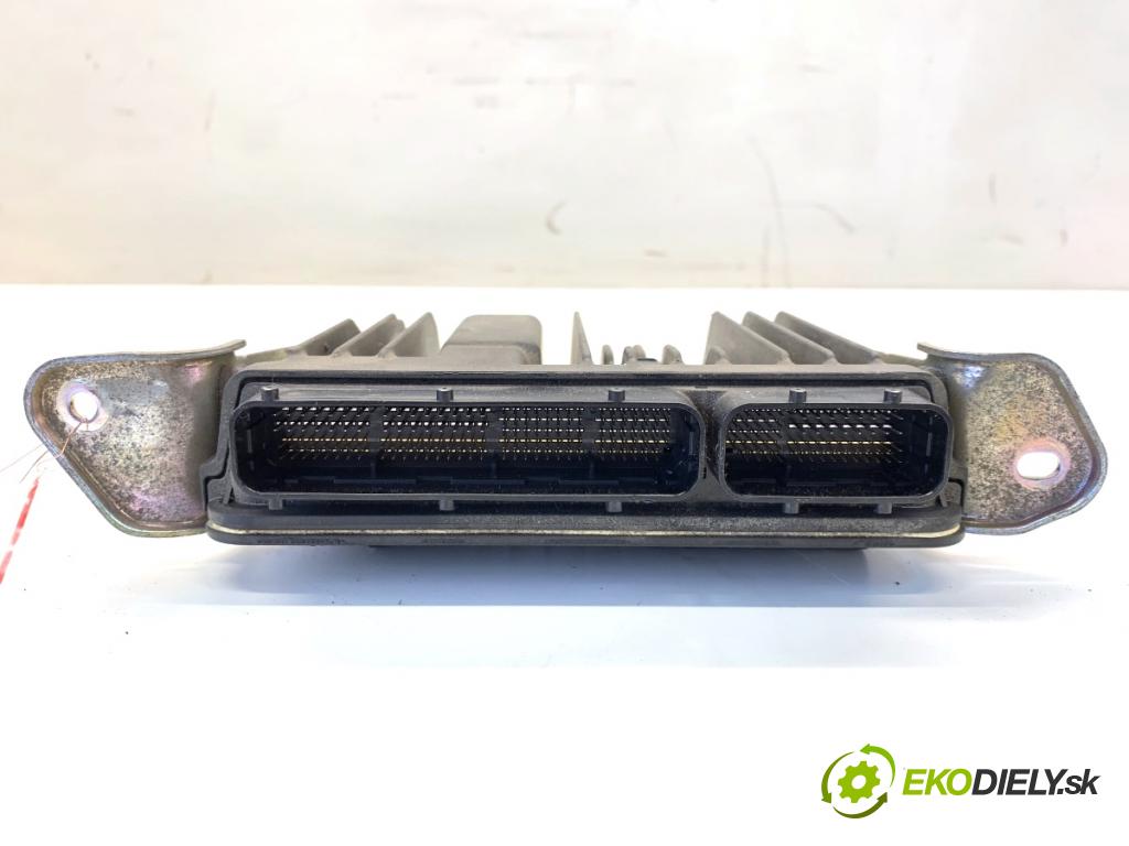 LEXUS IS sedan 2015 180 kW 200t (ASE30) 1998 riadiaca jednotka Motor 89661-53S80 (Riadiaca jednotka)