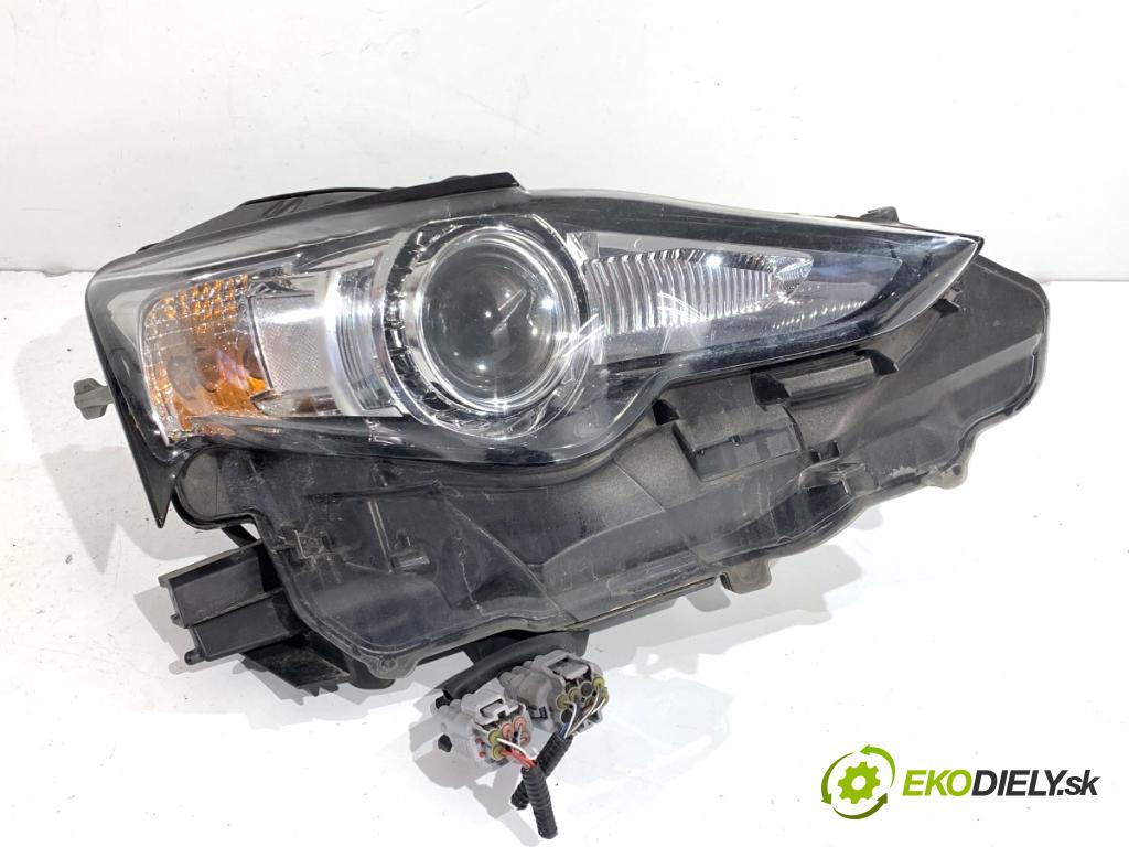 LEXUS IS sedan 2015 180 kW 200t (ASE30) 1998 světlomet pravý přední část 