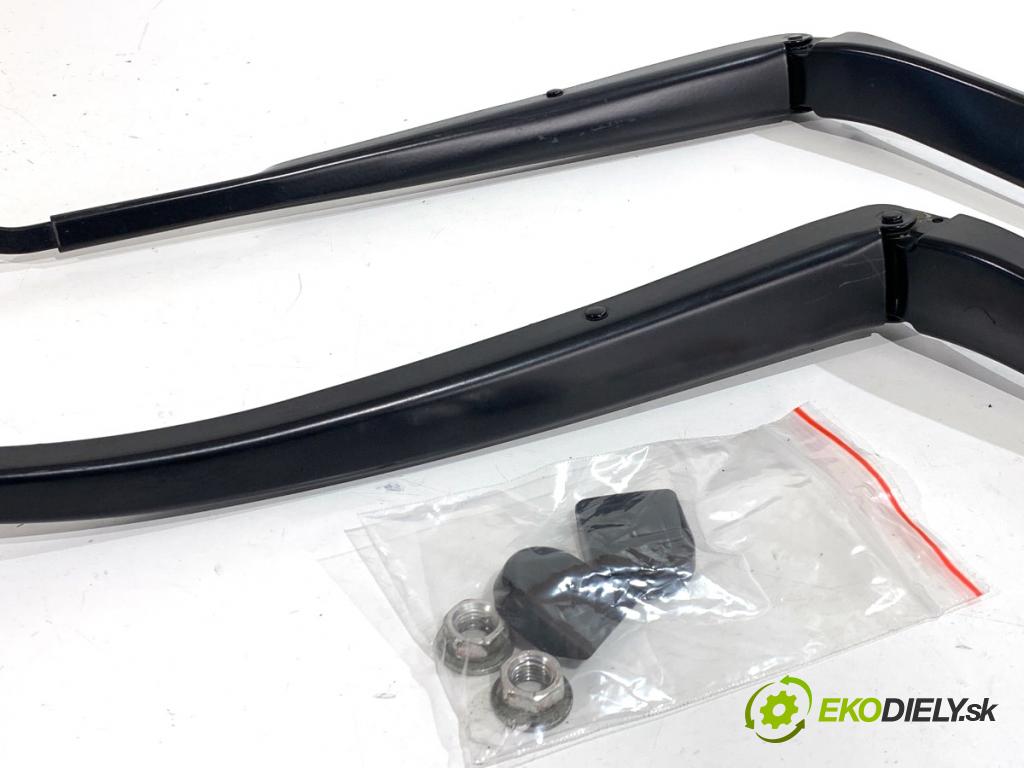 LEXUS IS sedan 2015 180 kW 200t (ASE30) 1998 Rameno stierače predný