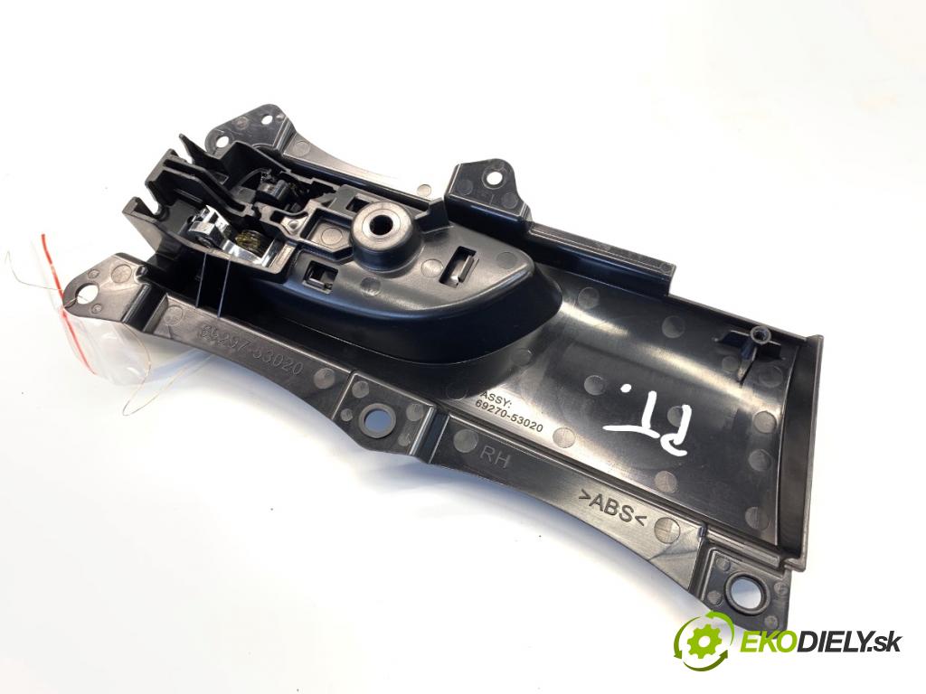 LEXUS IS sedan 2015 180 kW 200t (ASE30) 1998 Kľučka vnútorná pravy zad 69297-53020