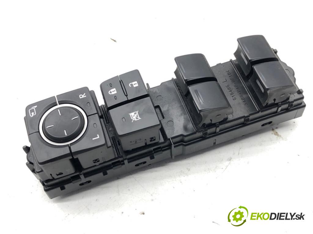 LEXUS IS sedan 2015 180 kW 200t (ASE30) 1998 přepínač oken 84040-53230 (Páčky pod volantem)