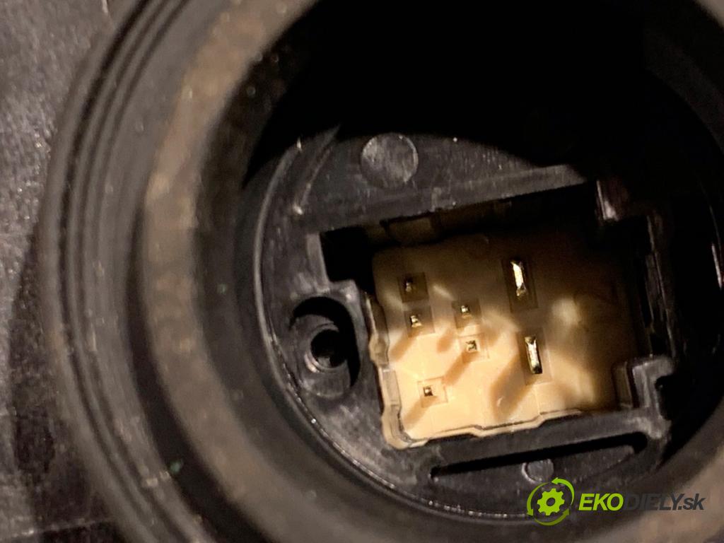 LEXUS IS sedan 2015 180 kW 200t (ASE30) 1998 mechanismus okna pravý přední část 85710-53111