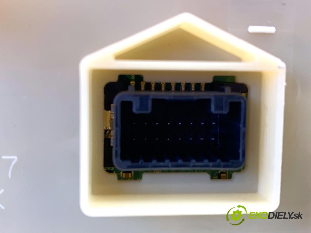 LEXUS IS sedan 2015 180 kW 200t (ASE30) 1998 Panel ovládania kúrenia 55900-53241 (Prepínacie páčky pod volantom)